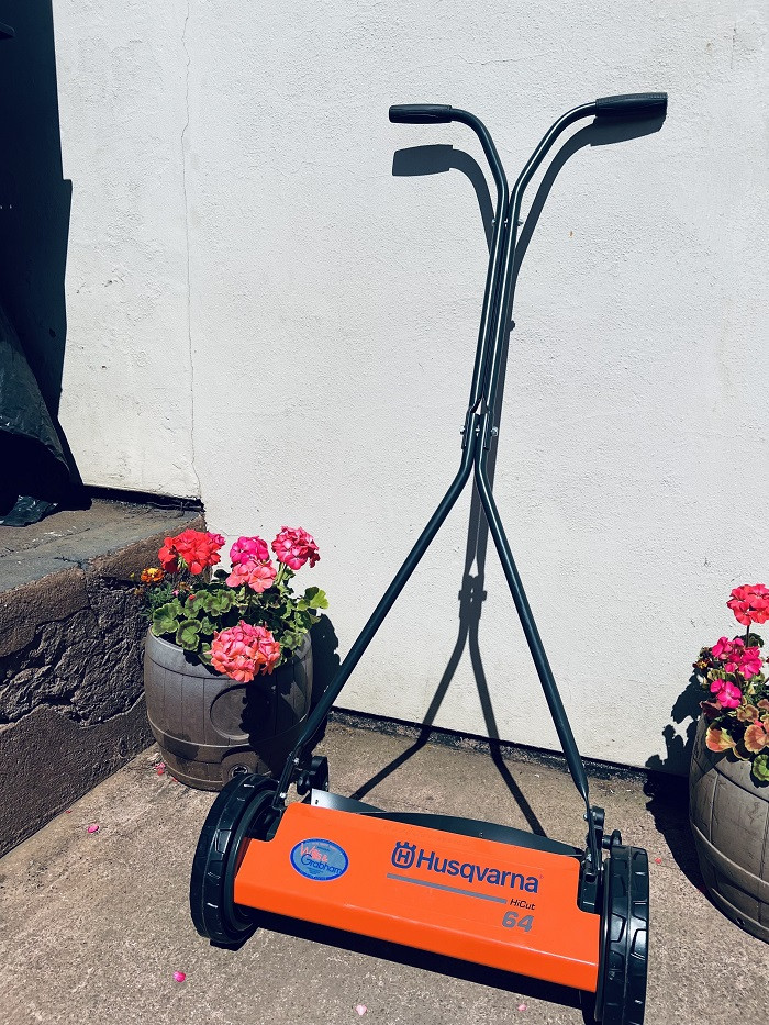 Husqvarna Hi-Cut  64 Hand Mower Novocut shop display