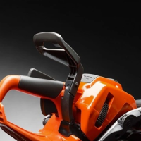Husqvarna 550 XPG MK II Chainsaw with Heated Handle   image 2